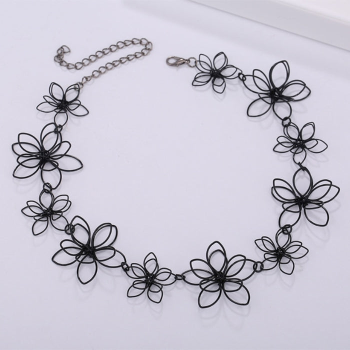 VenusFox Black Flower Choker Necklace
