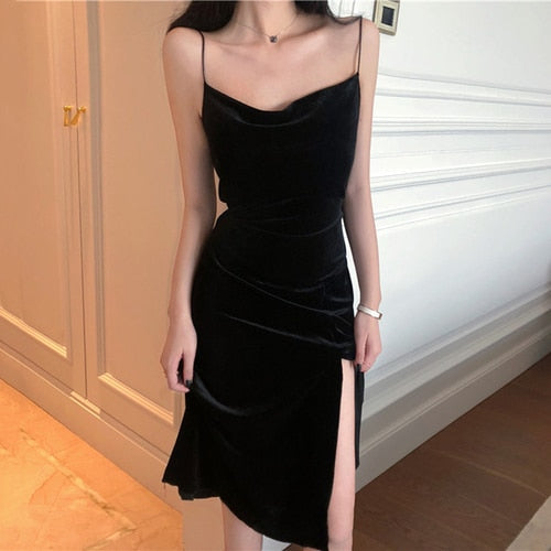 VenusFox New Arrival Vintage Elegant Black Color Sleeveless Dress for Women Summer Streetwear Sexy Cute Spaghetti Strap Dresses