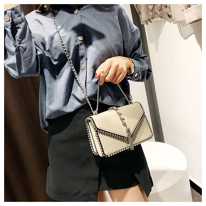 Fashion Leather Simple Small Square Handbag with Tassel Chain