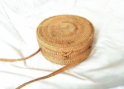 Women Hollow Woven Rattan Round Straw Shoulder Bag