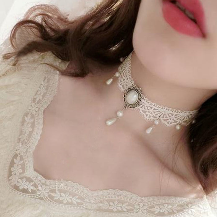 VenusFox Vintage White Black Lace Choker