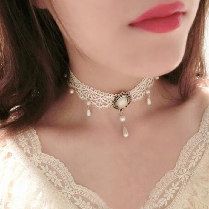 VenusFox Vintage White Black Lace Choker