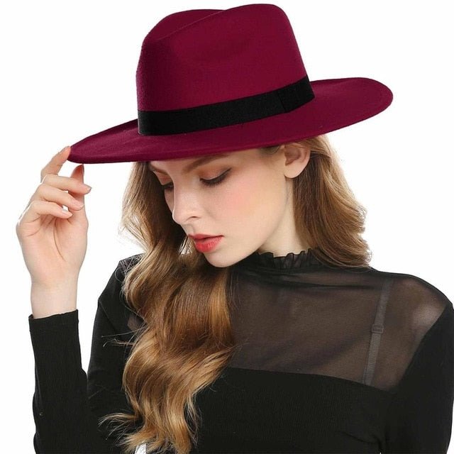 VenusFox Black Red Wool Hat